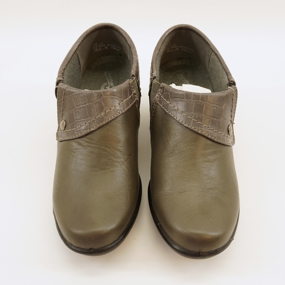 Easy Street Shooties Mid Block Heel Bootie Grey 6 - Picture 3 of 8